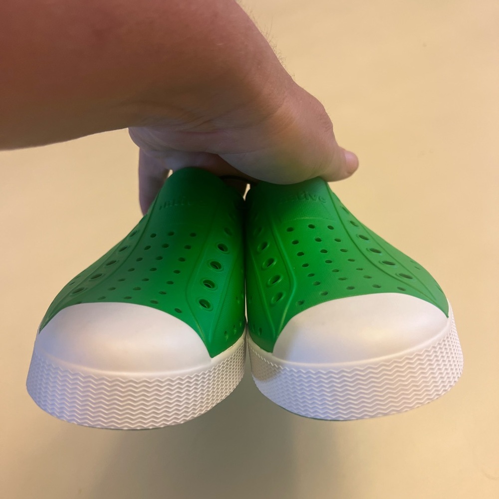 BRAND NEW WITH TAGS GREEN NATIVE SHOES; YOUTH SIZE 4.
